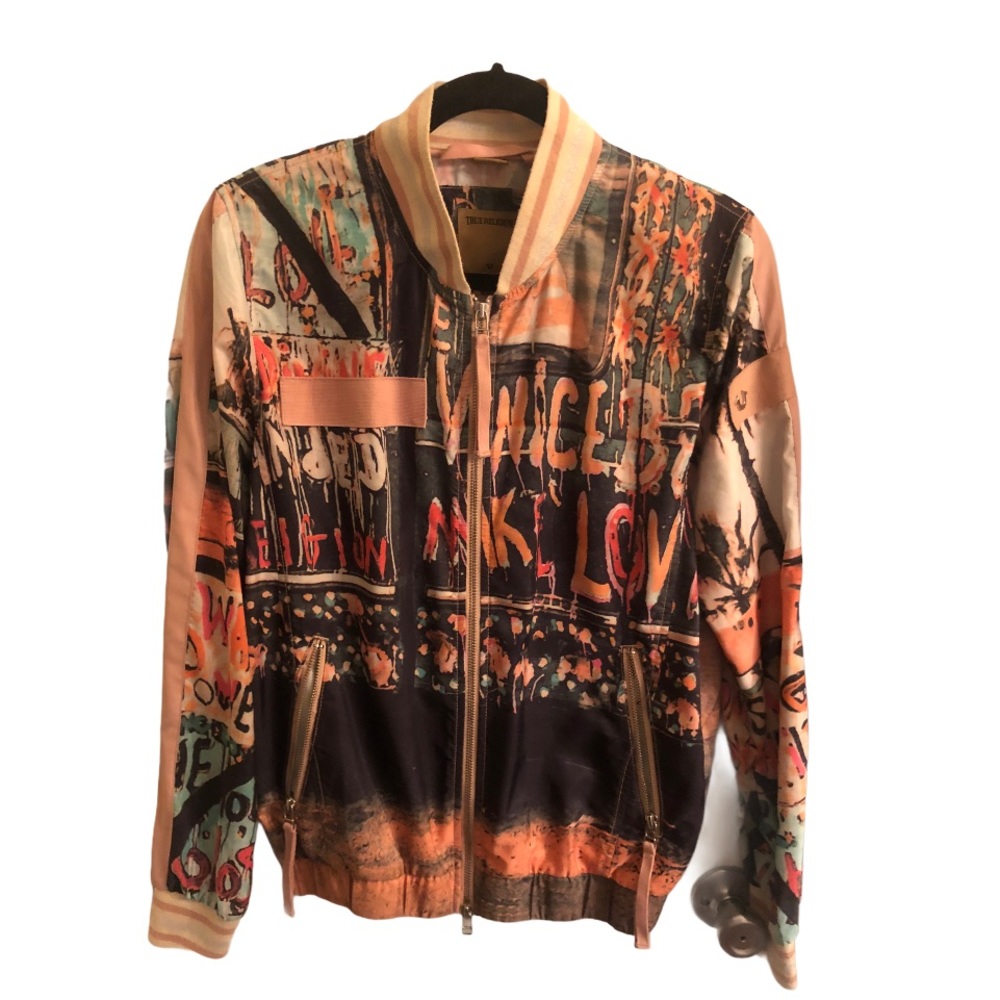 True religion bomber